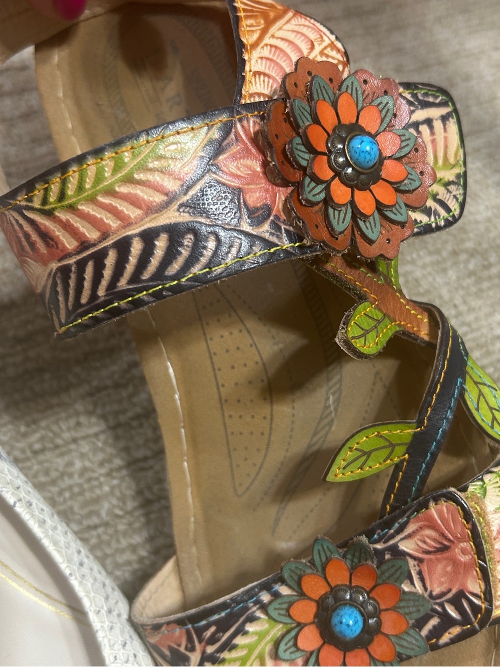 L'ATISTE Floral Tan and Orange Leather Sandals with Turquoise Accent